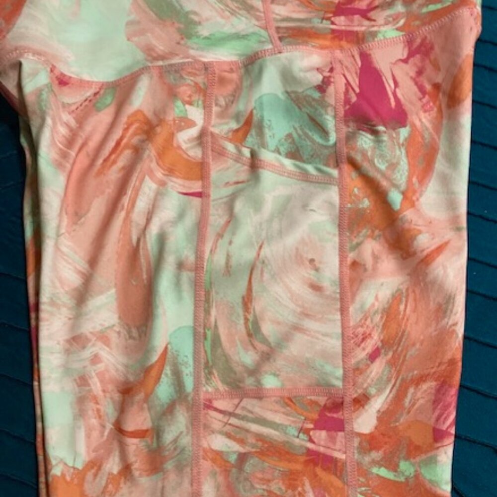 Abstract Pattern Workout Pants - Picture 5 of 5